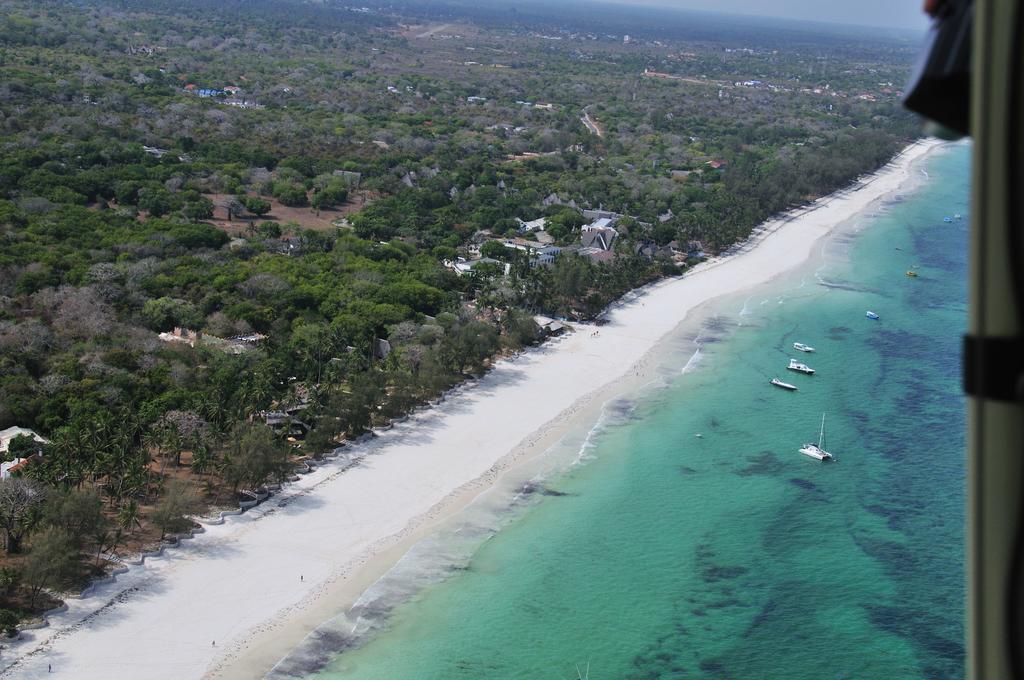 Lantana Galu Beach Diani Beach Bagian luar foto