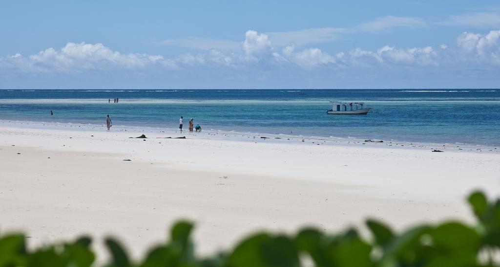 Lantana Galu Beach Diani Beach Bagian luar foto