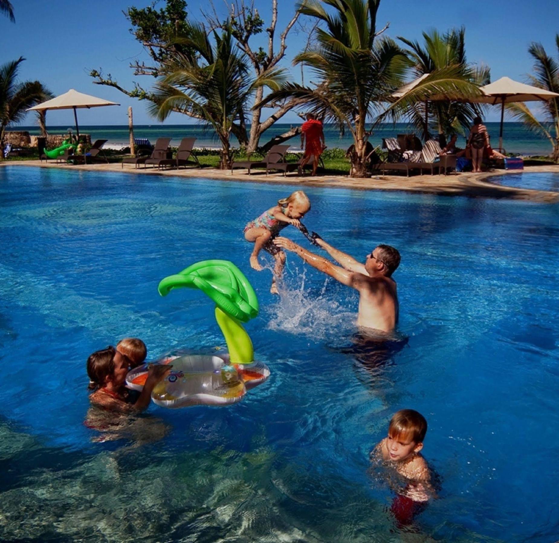 Lantana Galu Beach Diani Beach Bagian luar foto