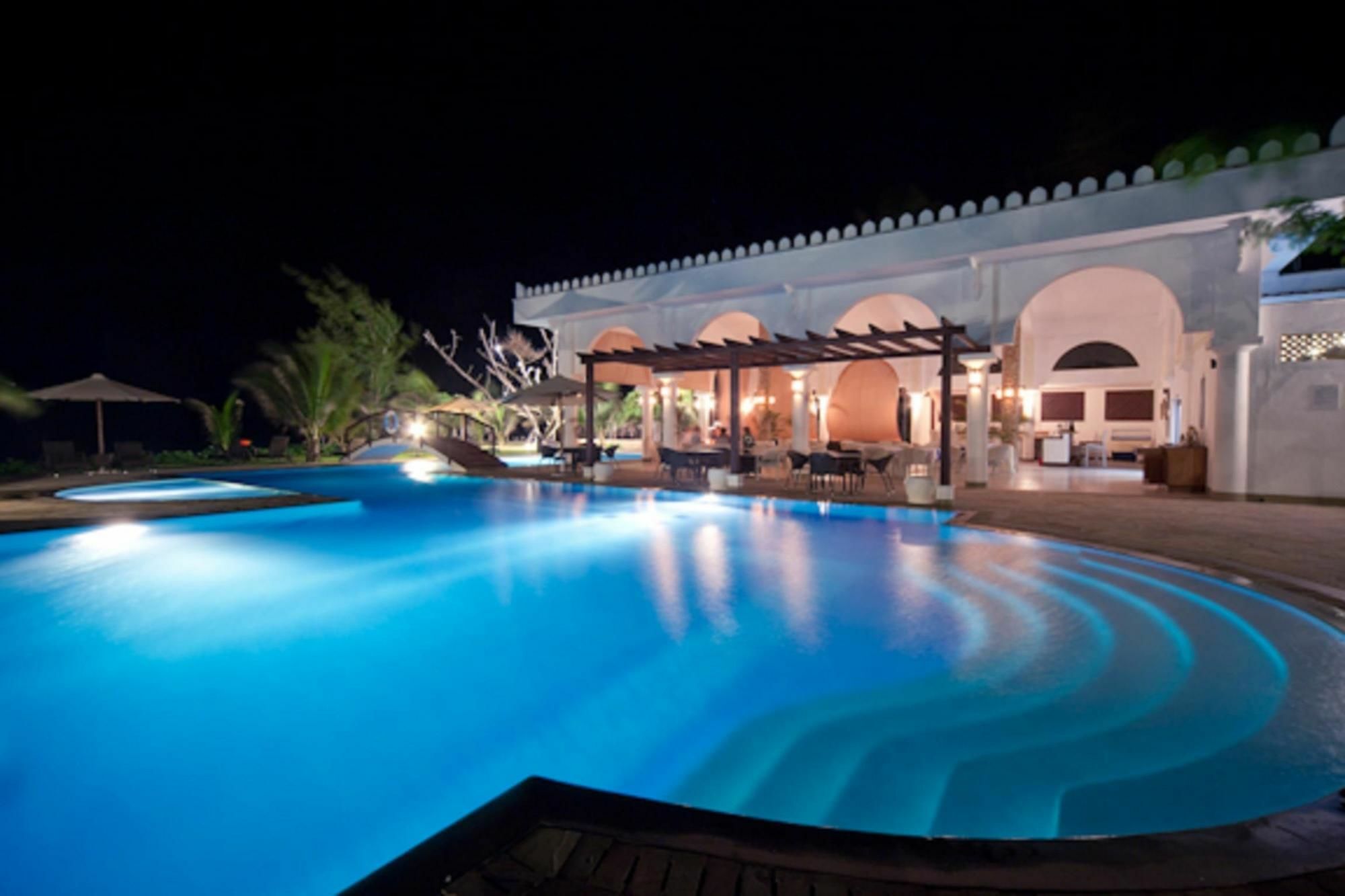 Lantana Galu Beach Diani Beach Bagian luar foto